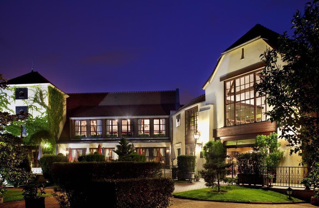 Le Manoir De Gressy Hotel ภายนอก รูปภาพ