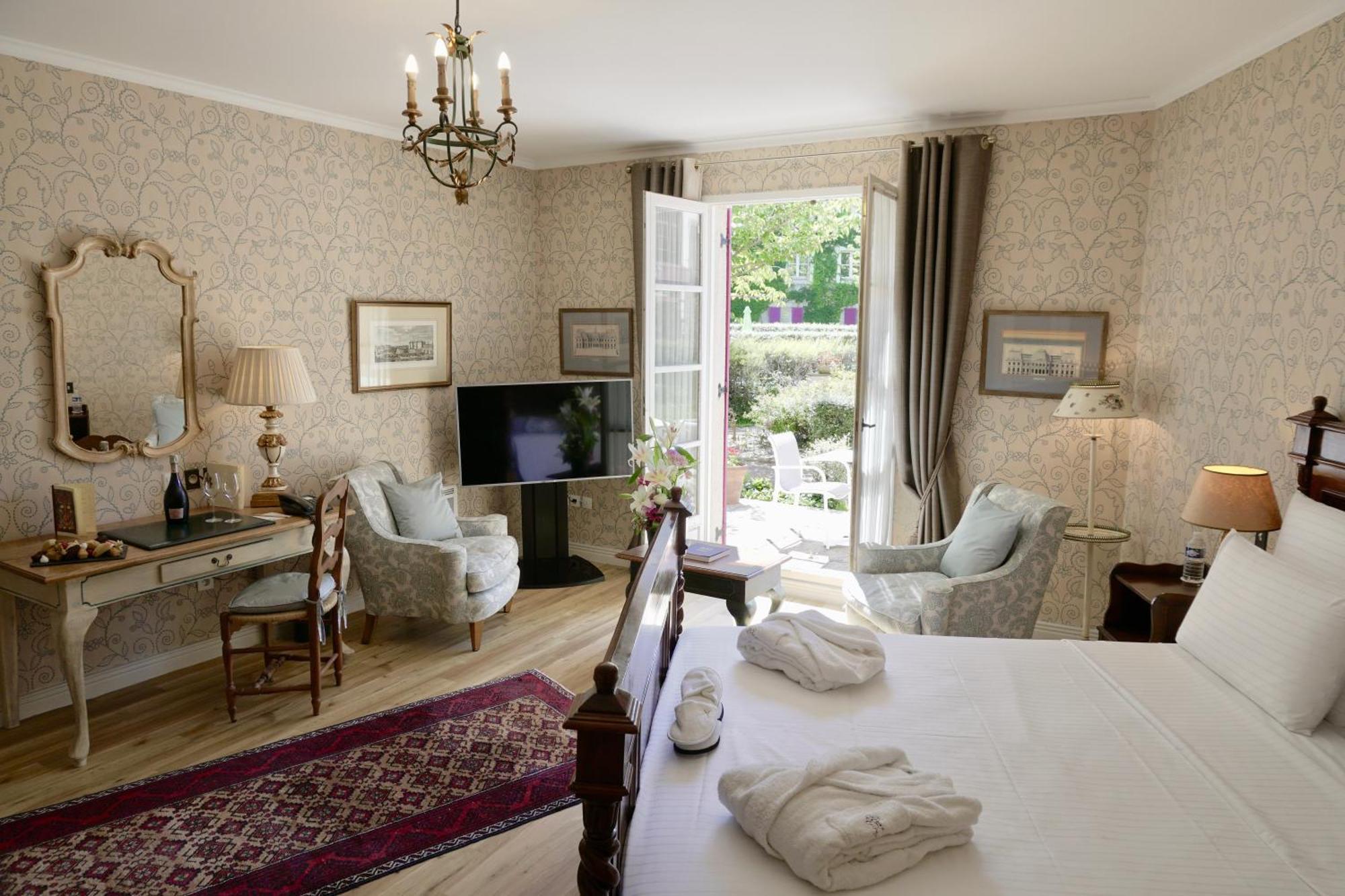 Le Manoir De Gressy Hotel ภายนอก รูปภาพ