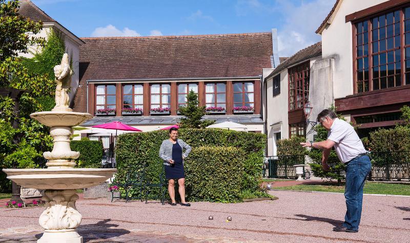 Le Manoir De Gressy Hotel ภายนอก รูปภาพ