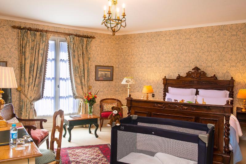 Le Manoir De Gressy Hotel ภายนอก รูปภาพ