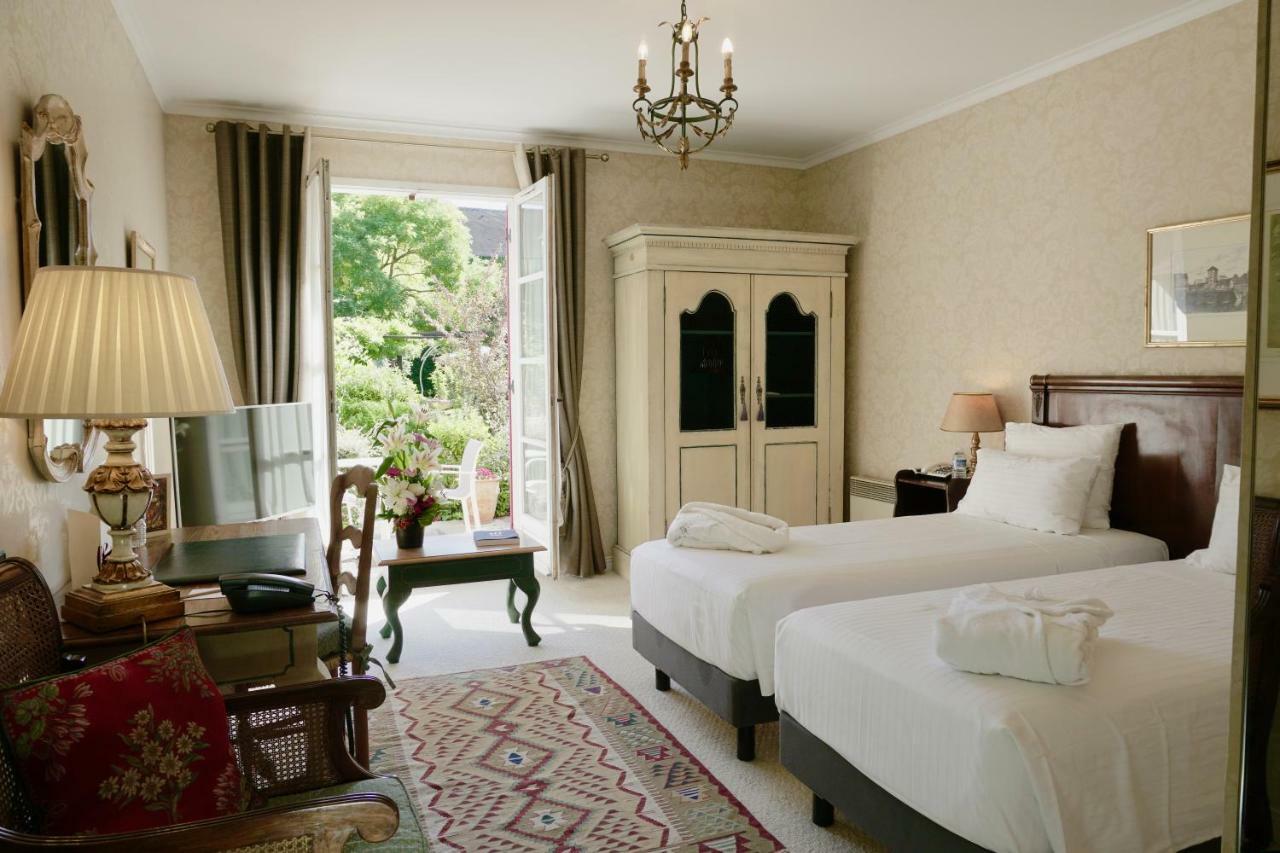 Le Manoir De Gressy Hotel ภายนอก รูปภาพ