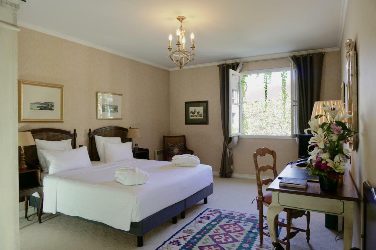Le Manoir De Gressy Hotel ภายนอก รูปภาพ