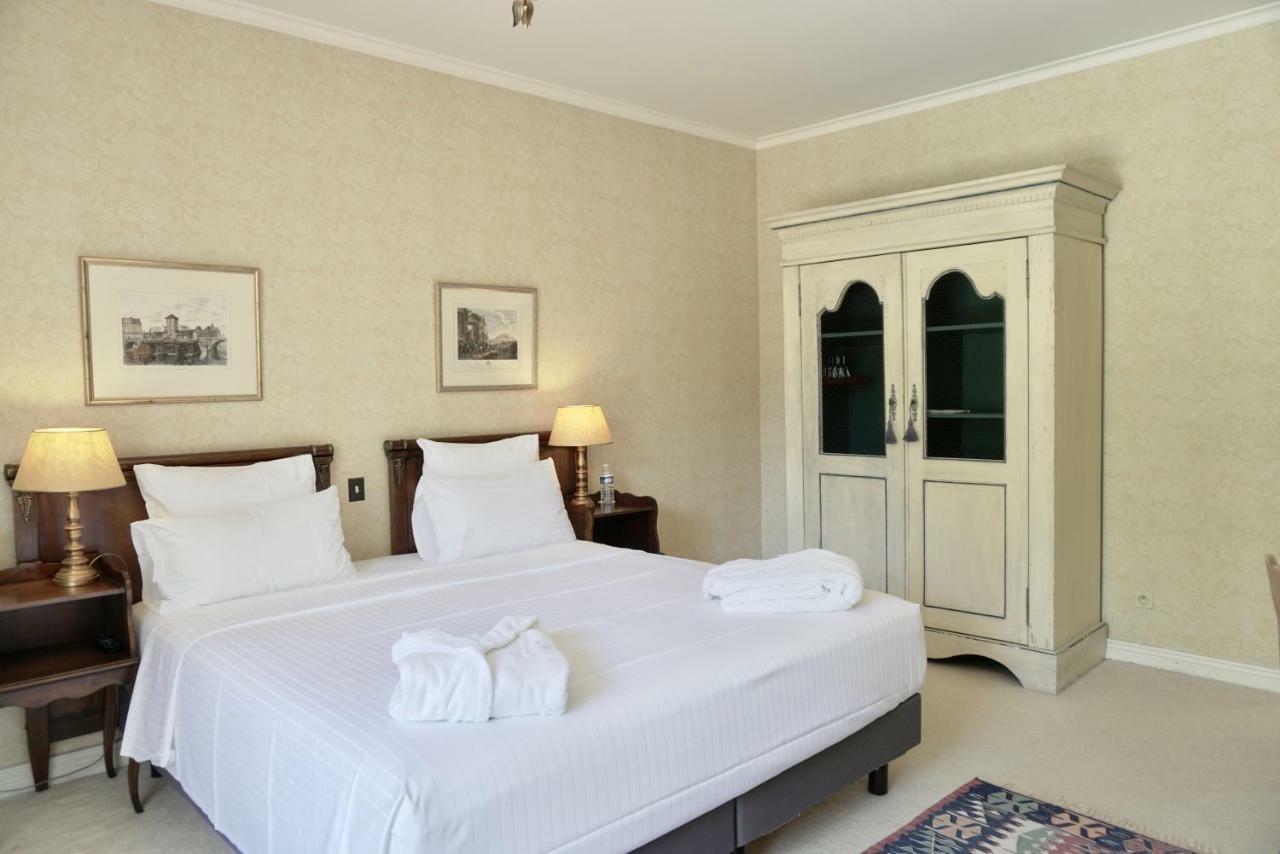 Le Manoir De Gressy Hotel ภายนอก รูปภาพ